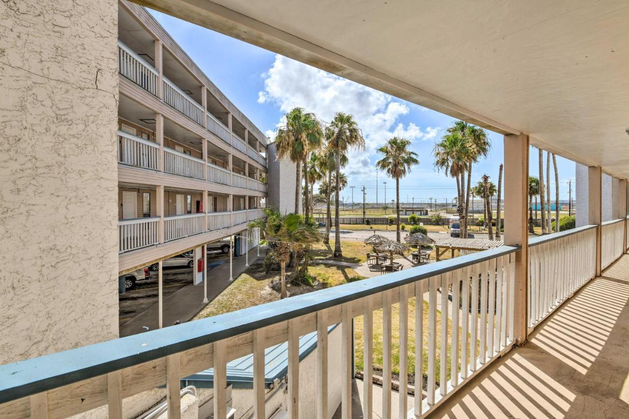 Beachside With Amenities! * Corpus Christi