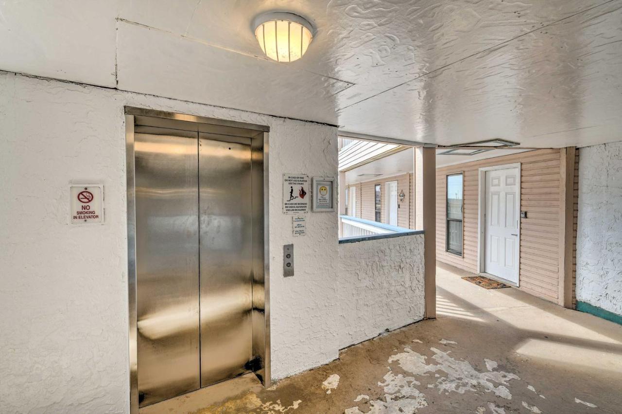 Beachside With Amenities!